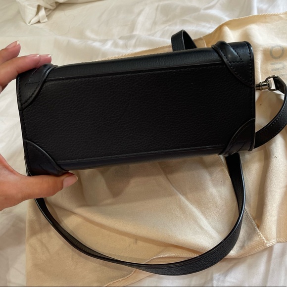 CELINE NANO LUGGAGE BAG IN DRUMMED CALFSKIN
BLACK - Picture 6 of 10